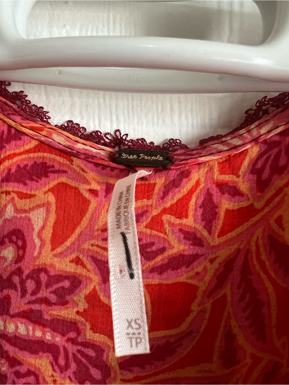 Free People Flowy Chiffon Floral Paisley Print Tunic Size XS Boho Lightweight - Picture 5 of 12